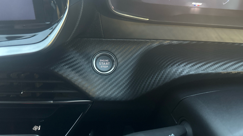 Peugeot 208 1.2 PureTech 100 Allure 5dr Petrol Hatchback